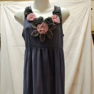 Gray dress with mauve roses